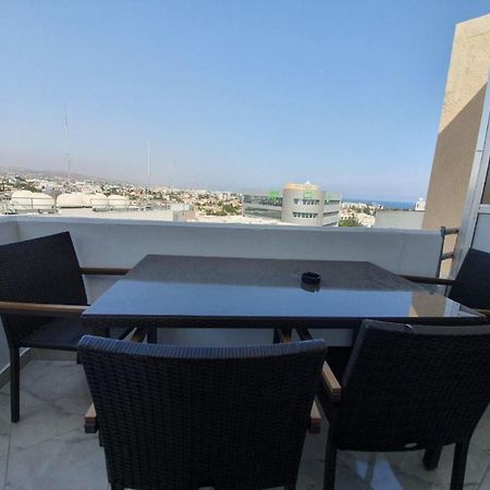 Great Views Apartment. Лимасол Экстерьер фото
