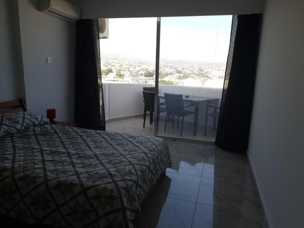 Great Views Apartment. Лимасол Экстерьер фото