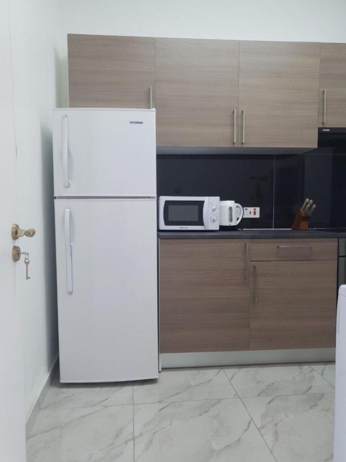 Great Views Apartment. Лимасол Экстерьер фото